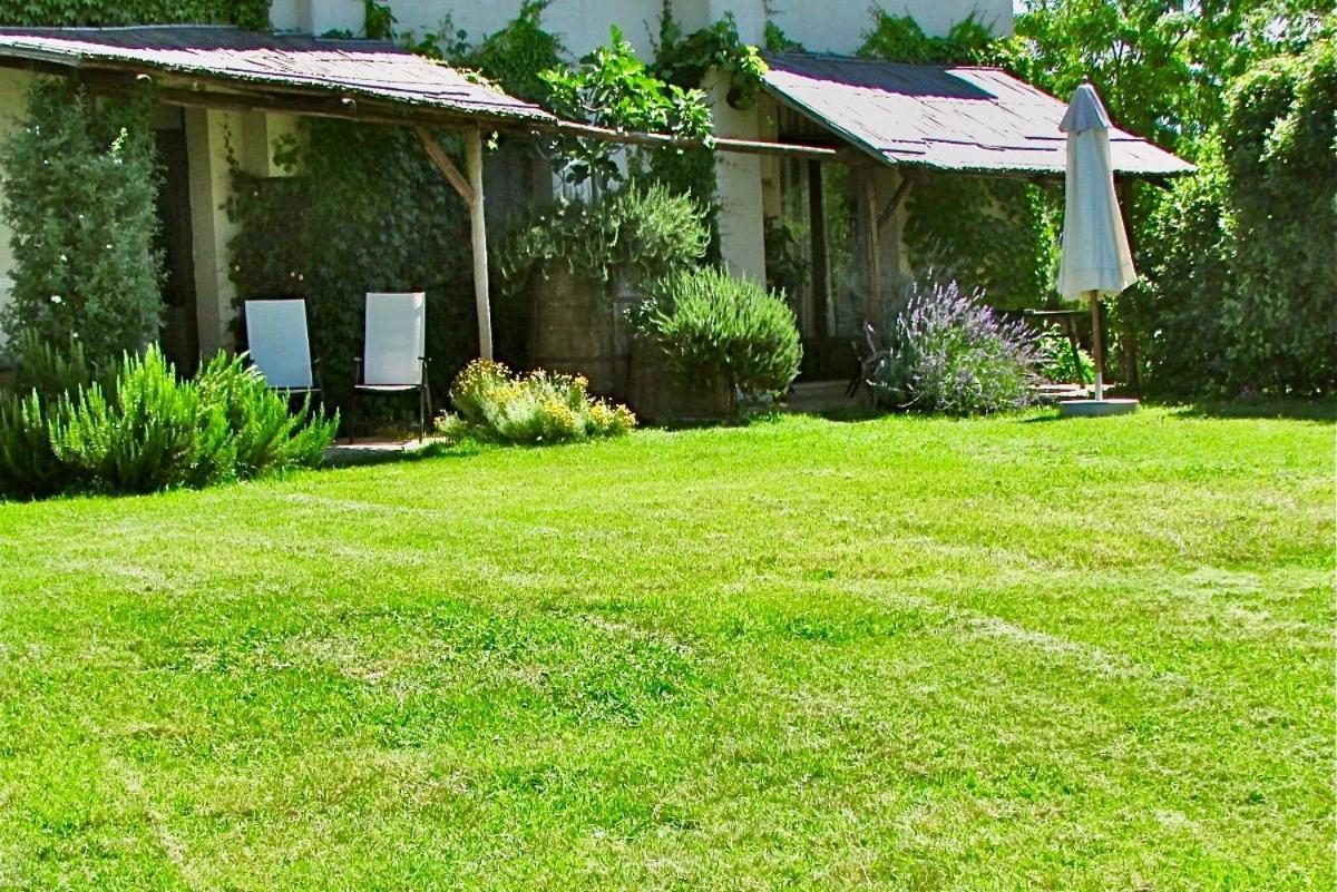 Agriturismo "Borgo Madonna Degli Angeli" - Charming Cottages In The Gardens ! Tocco da Casauria Екстер'єр фото