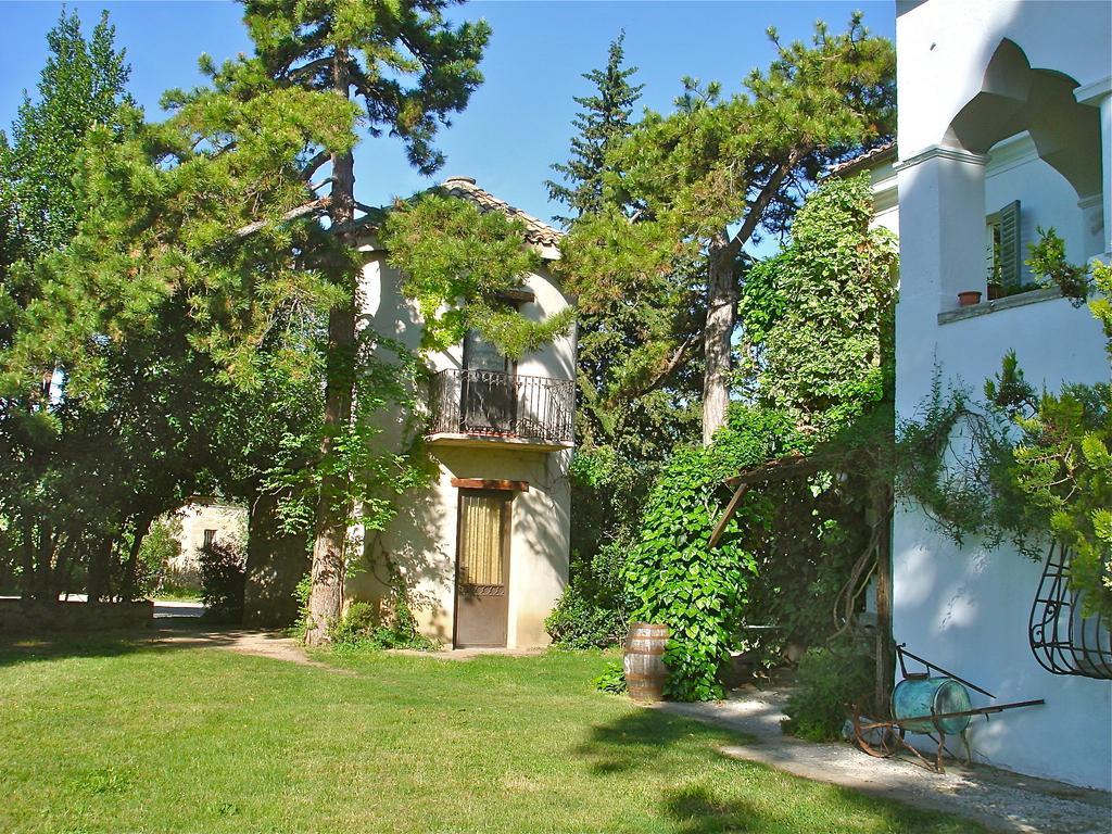 Agriturismo "Borgo Madonna Degli Angeli" - Charming Cottages In The Gardens ! Tocco da Casauria Екстер'єр фото