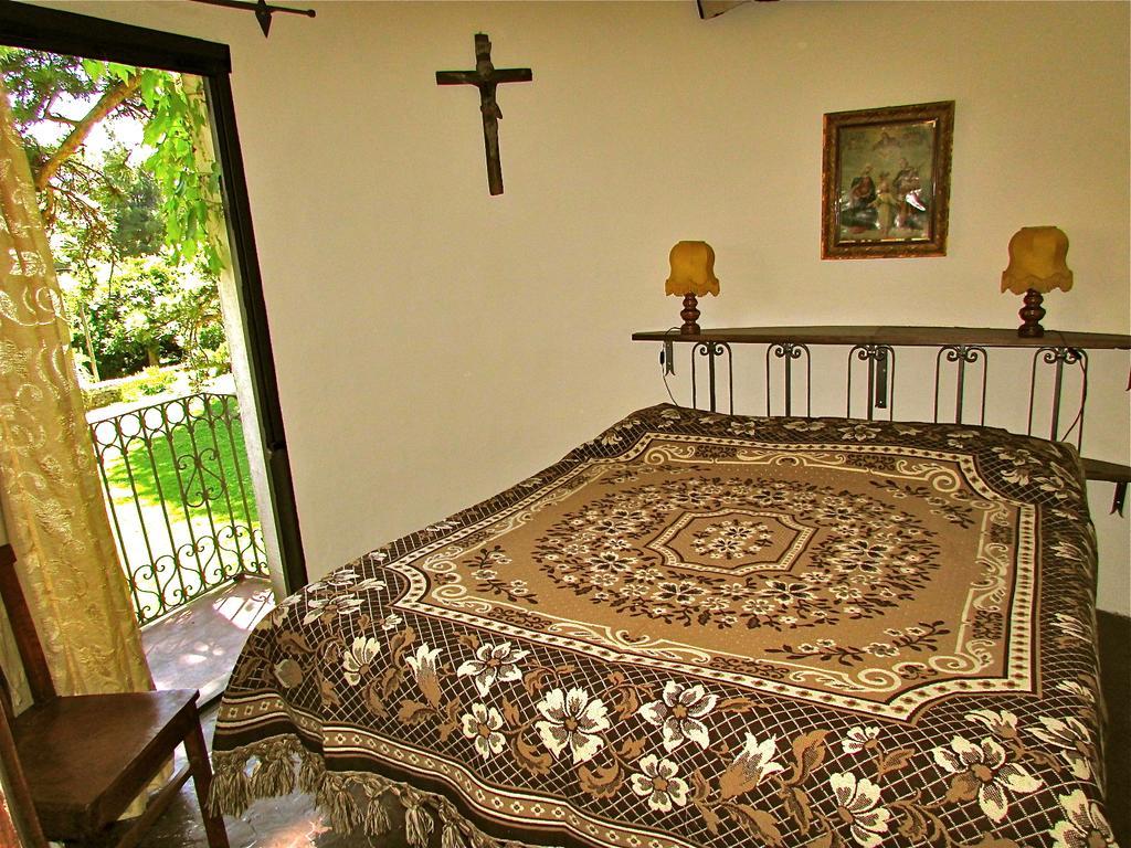 Agriturismo "Borgo Madonna Degli Angeli" - Charming Cottages In The Gardens ! Tocco da Casauria Екстер'єр фото
